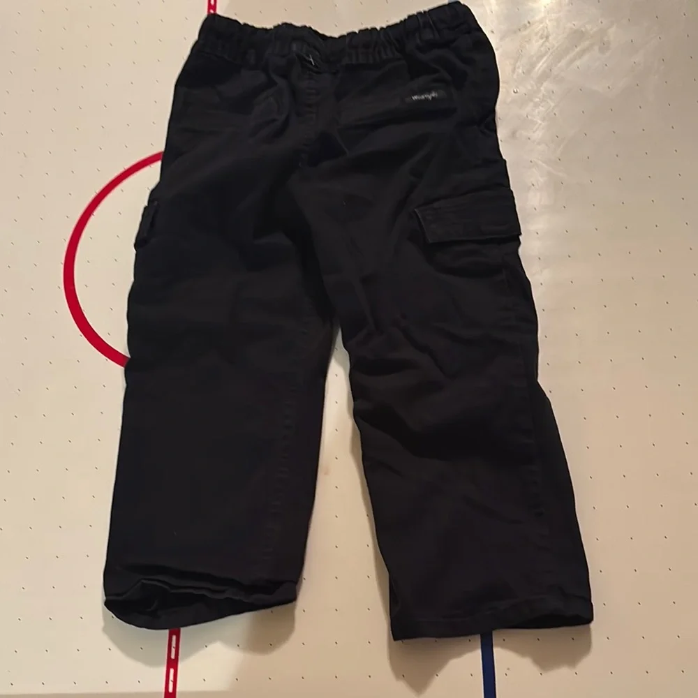 Wrangler Kids Navy Cargo Pants Boys XS 4/5 Used